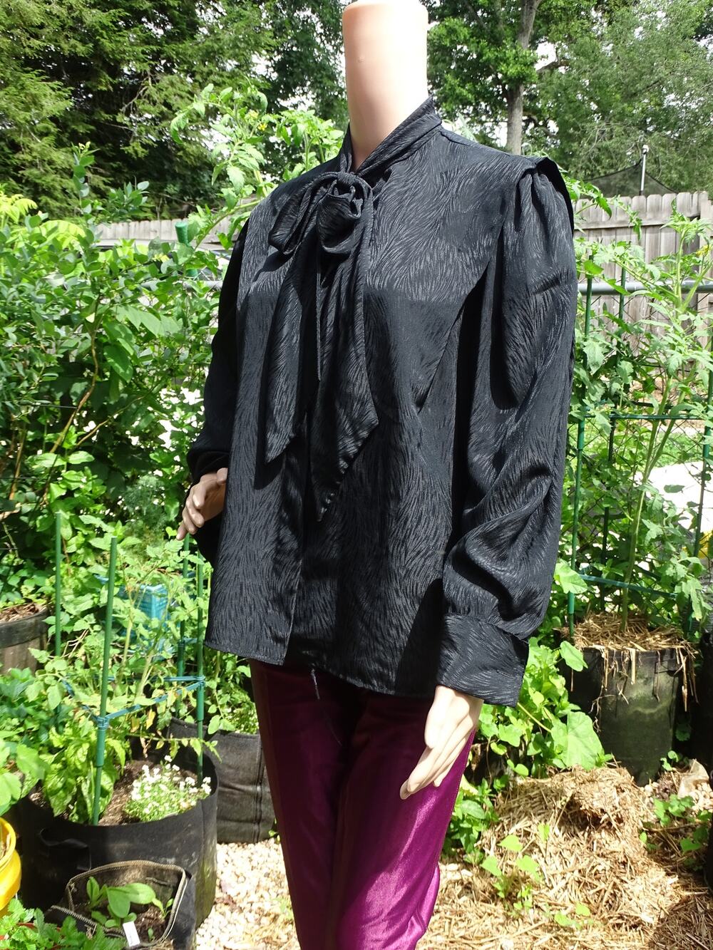 Vtg Helen Fabrikant Black Blouse Tie Neck French Cuff Dark Academic Secretary